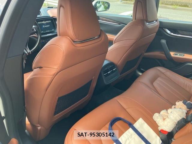 Maserati GHIBLI 2017-01 7455539-16