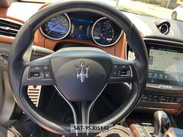 Maserati GHIBLI 2017-01 7455539-22