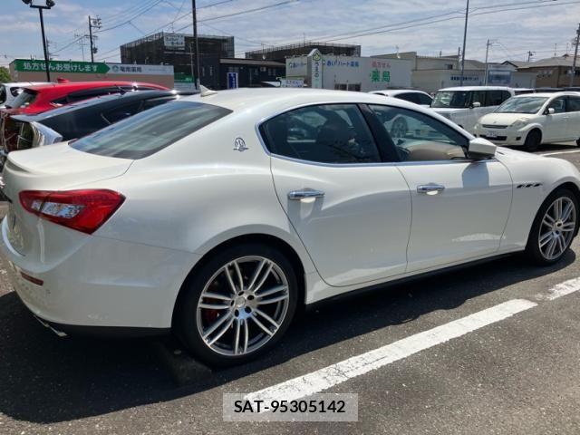 Maserati GHIBLI 2017-01 7455539-8