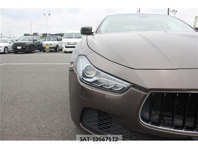 Maserati GHIBLI 2016-09 7455538-11