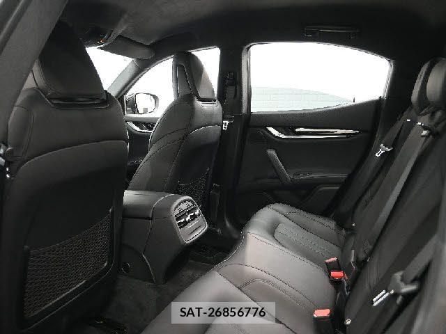 Maserati GHIBLI 2017-12 7501375-12