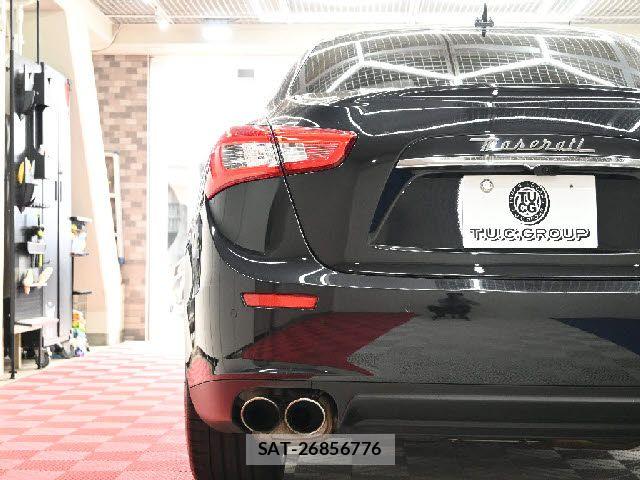 Maserati GHIBLI 2017-12 7501375-15