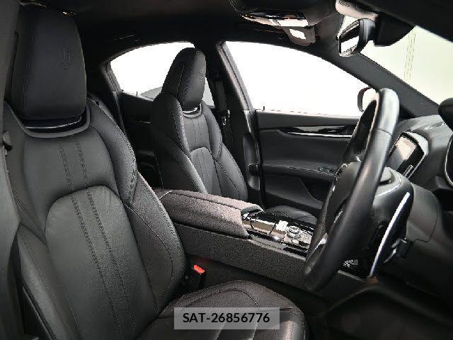 Maserati GHIBLI 2017-12 7501375-25