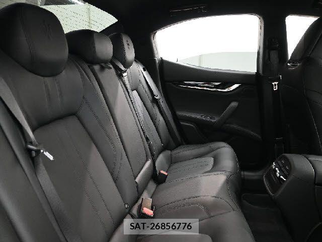 Maserati GHIBLI 2017-12 7501375-26