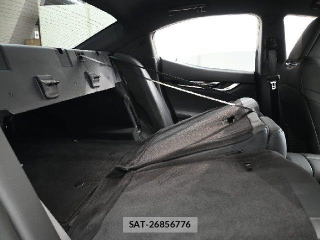 Maserati GHIBLI 2017-12 7501375-28
