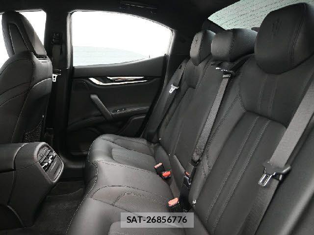 Maserati GHIBLI 2017-12 7501375-29