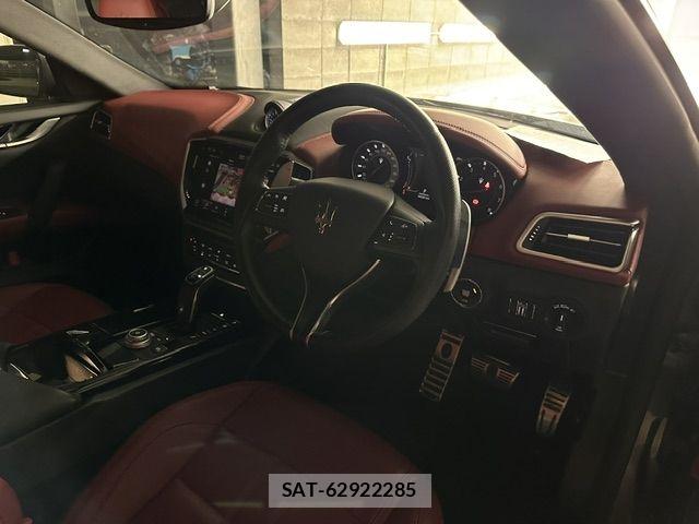 Maserati GHIBLI 2021-06 7562384-1