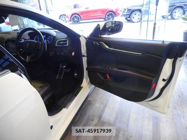Maserati GHIBLI 2017-06 7617824-22