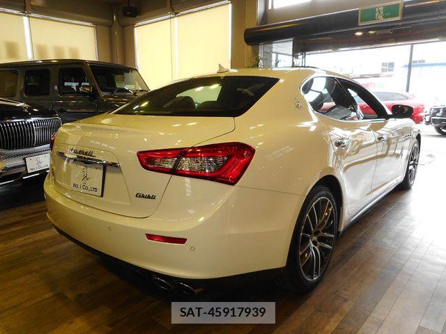 Maserati GHIBLI 2017-06 7617824-2