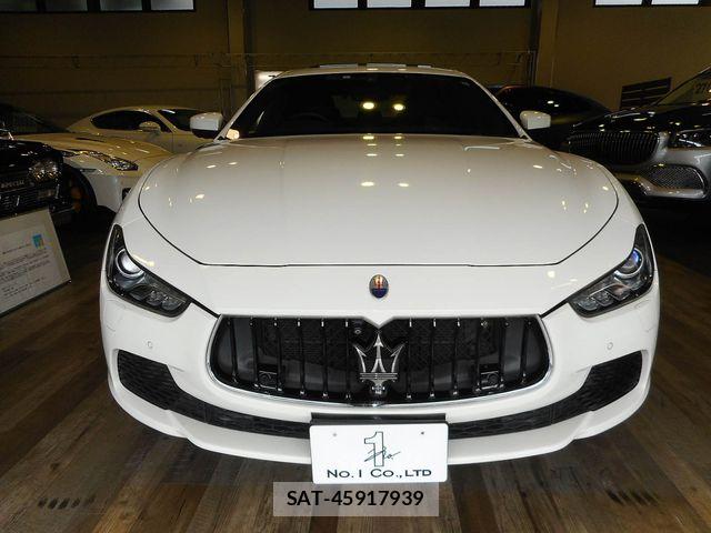Maserati GHIBLI 2017-06 7617824-3