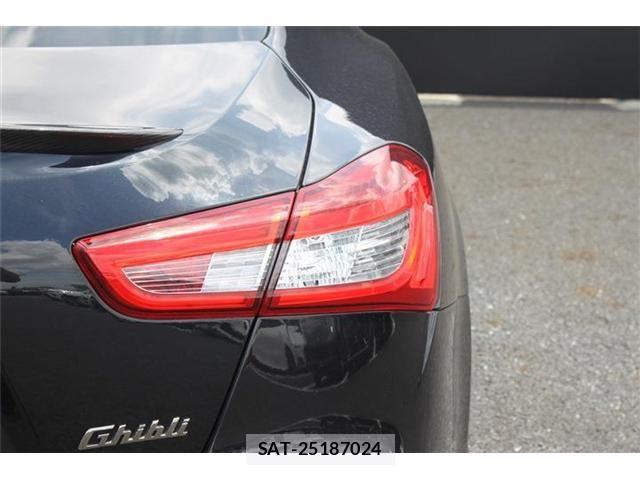 Maserati GHIBLI 2018-11 7962508-11