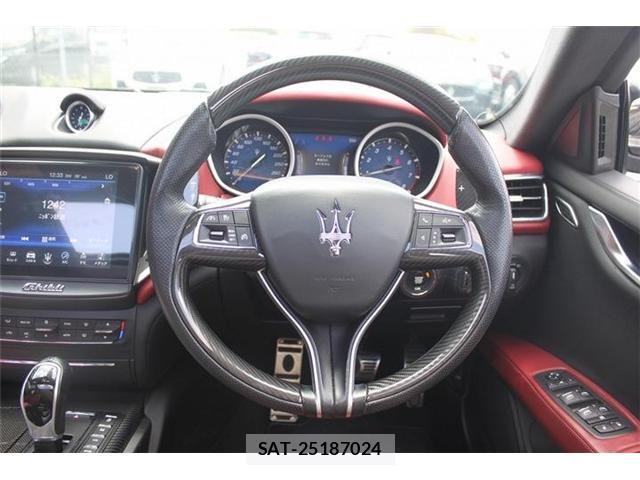Maserati GHIBLI 2018-11 7962508-20