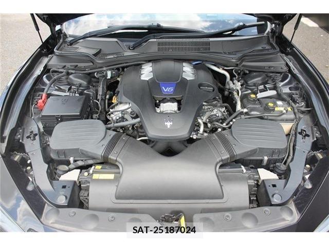 Maserati GHIBLI 2018-11 7962508-23