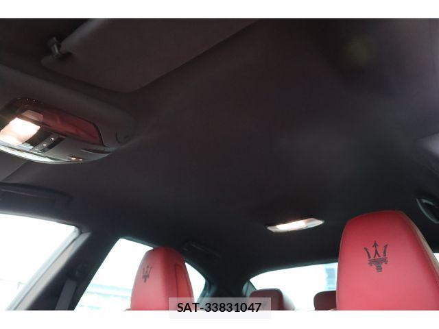 Maserati GHIBLI 2018-02 7979828-11