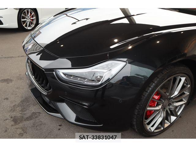 Maserati GHIBLI 2018-02 7979828-5