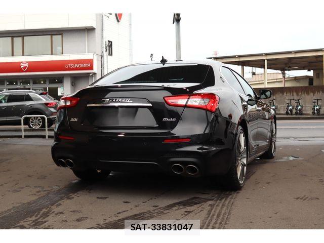 Maserati GHIBLI 2018-02 7979828-6