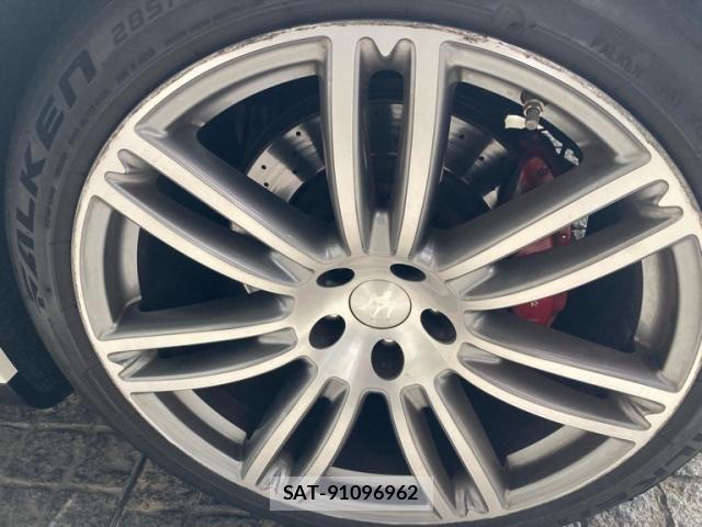 Maserati GHIBLI 2016-08 8036560-6