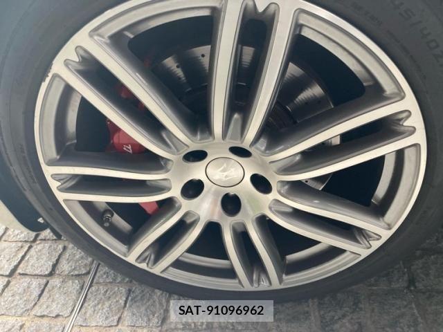 Maserati GHIBLI 2016-08 8036560-7