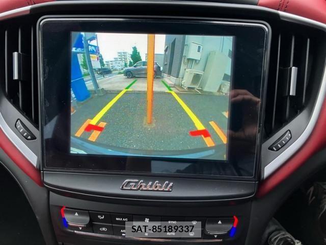 Maserati GHIBLI 2018-03 8074438-22