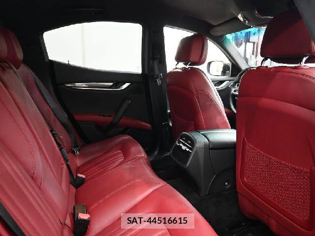 Maserati GHIBLI 2015-07 8230712-13