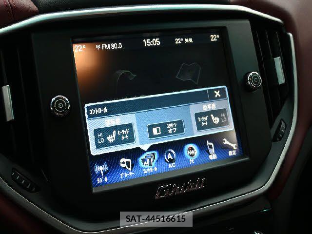 Maserati GHIBLI 2015-07 8230712-15