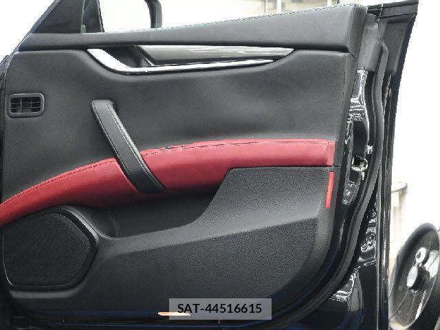 Maserati GHIBLI 2015-07 8230712-20