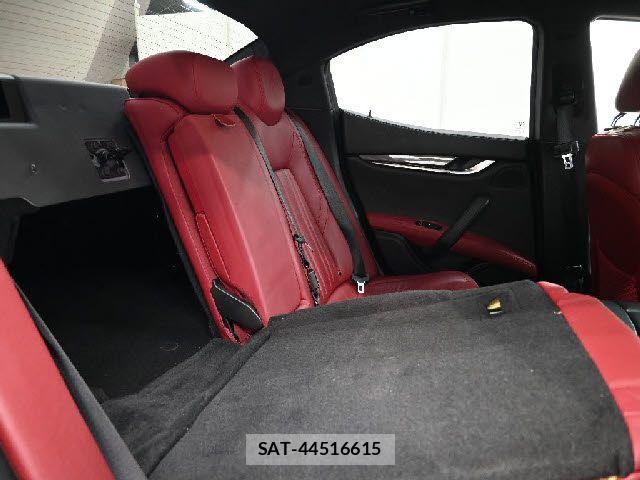 Maserati GHIBLI 2015-07 8230712-27