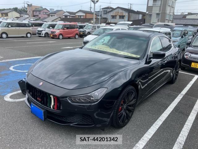 Maserati GHIBLI 2015-03 8245800-1