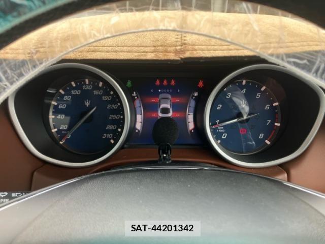 Maserati GHIBLI 2015-03 8245800-19