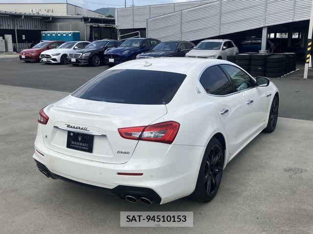 Maserati GHIBLI 2021-12 8245799-2