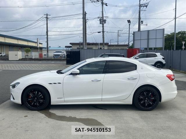 Maserati GHIBLI 2021-12 8245799-4