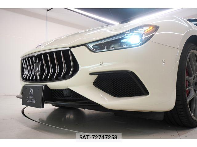 Maserati GHIBLI 2019-04 8366827-9