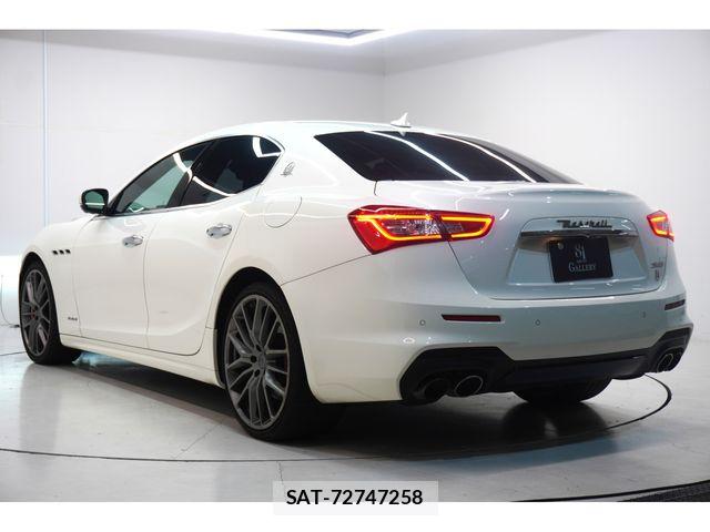 Maserati GHIBLI 2019-04 8366827-5