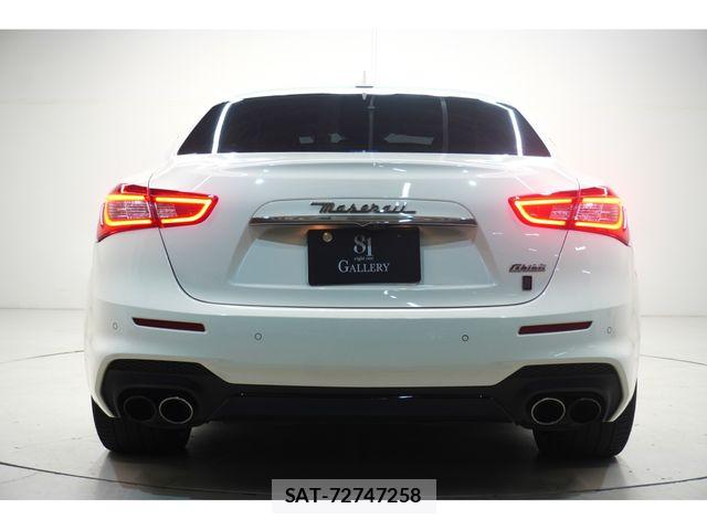 Maserati GHIBLI 2019-04 8366827-6