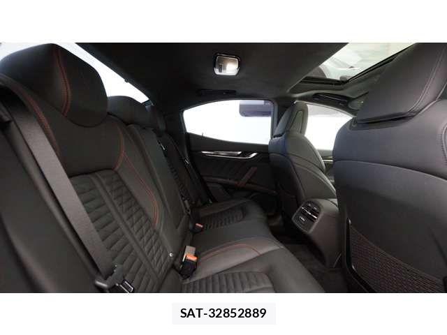 Maserati GHIBLI 2021-07 8457850-13