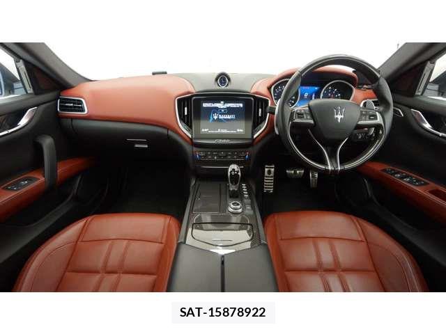 Maserati GHIBLI 2017-12 8457851-7