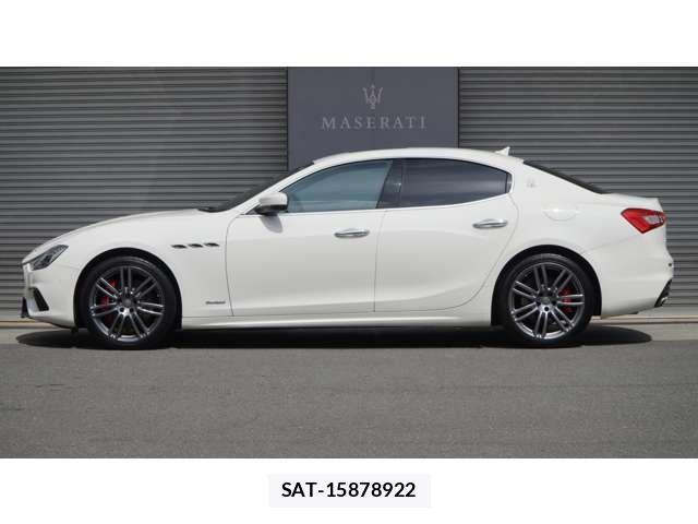 Maserati GHIBLI 2017-12 8457851-1