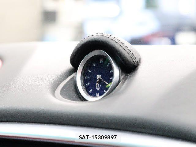 Maserati GHIBLI 2016-12 8525629-10