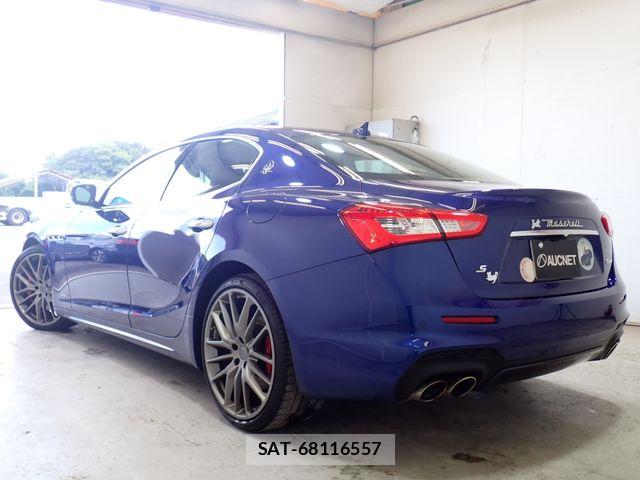 Maserati GHIBLI 2018-06 8525628-2