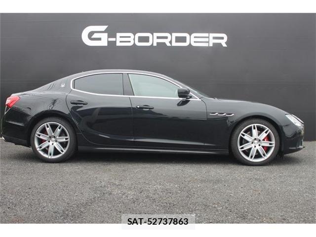 Maserati GHIBLI 2015-01 8660059-10