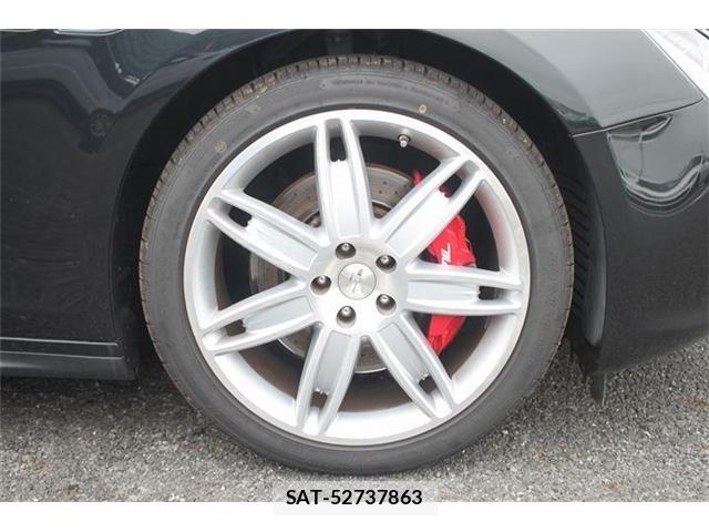 Maserati GHIBLI 2015-01 8660059-11