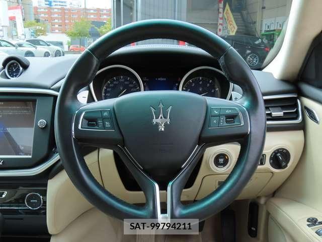 Maserati GHIBLI 2014-05 8830086-15