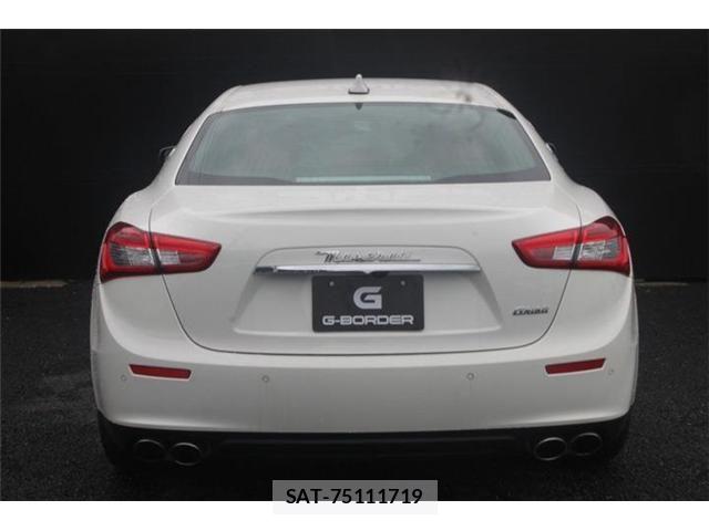 Maserati GHIBLI 2015-03 8830089-9