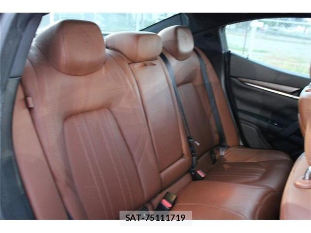 Maserati GHIBLI 2015-03 8830089-14