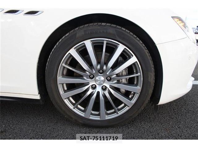 Maserati GHIBLI 2015-03 8830089-16