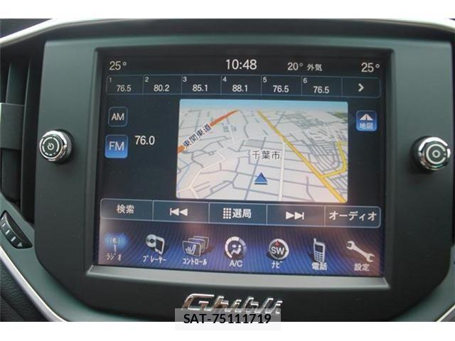 Maserati GHIBLI 2015-03 8830089-5