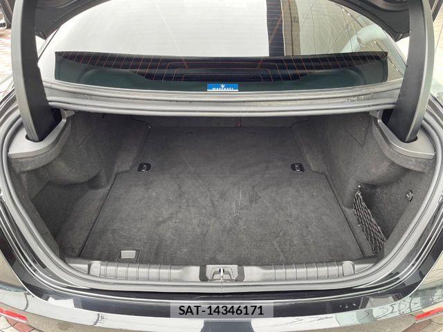 Maserati GHIBLI 2017-03 8849668-11