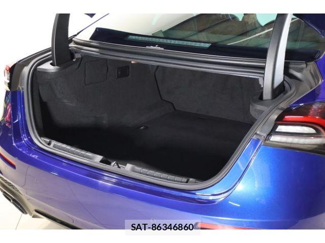 Maserati GHIBLI 2021-12 8871389-13