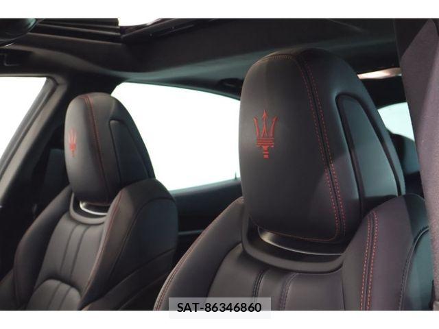 Maserati GHIBLI 2021-12 8871389-16