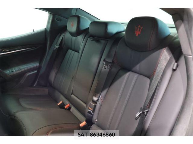 Maserati GHIBLI 2021-12 8871389-18